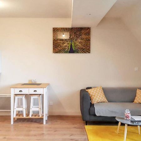 Charmant Studio A Abondant Avec Terrasse Ensoleillee 30 M² Exterior photo