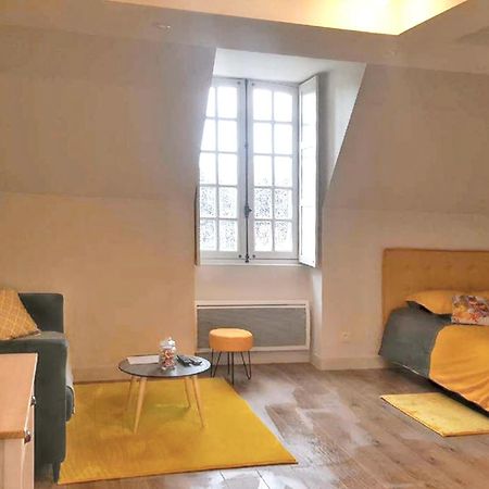 Charmant Studio A Abondant Avec Terrasse Ensoleillee 30 M² Exterior photo