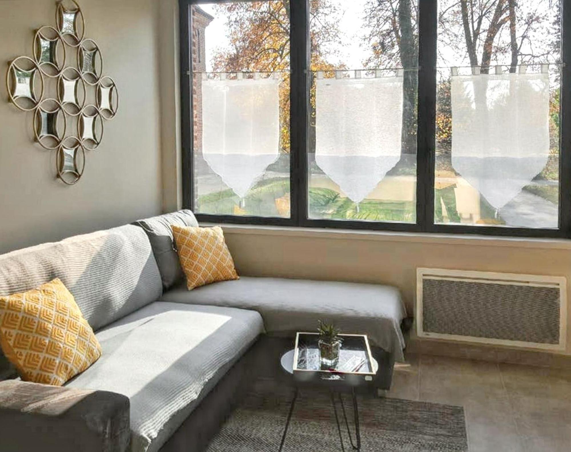 Charmant Studio A Abondant Avec Terrasse Ensoleillee 30 M² Exterior photo